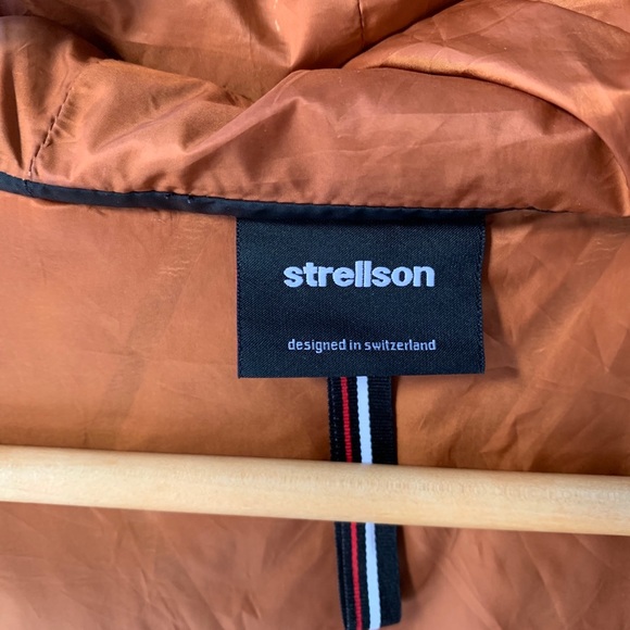 Puffer Jacket - Picture 4 of 5